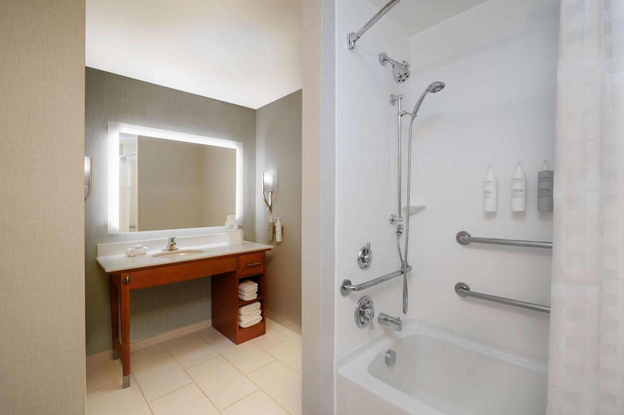 Homewood Suites By Hilton Gateway Hills Nashua Exterior foto
